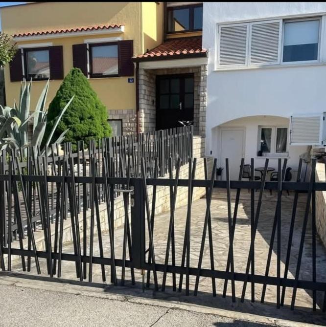 דירות אומאג Kadenca מראה חיצוני תמונה